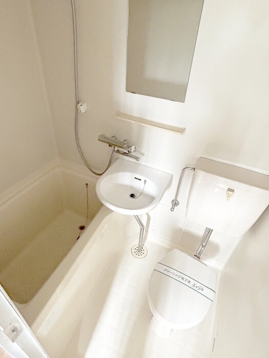 ホワイトコ－トのバス