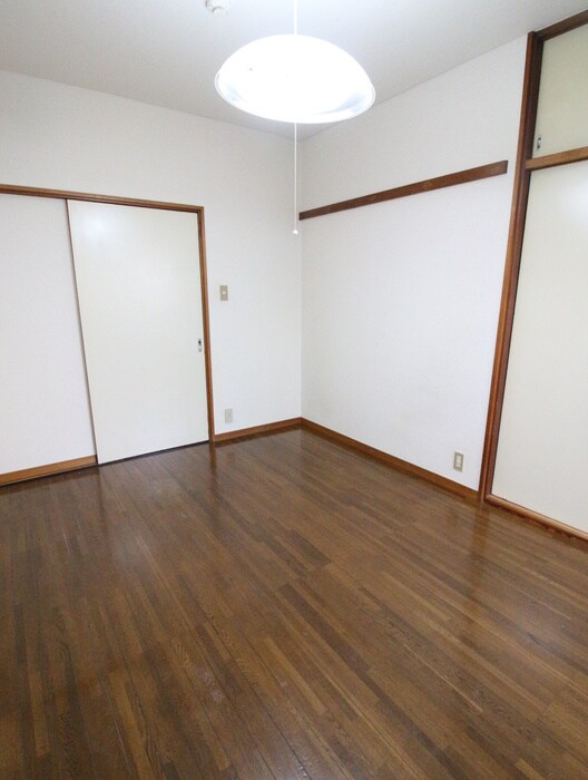 物件内観写真13　(居室)