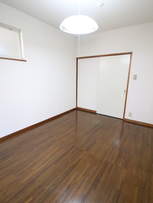 物件内観写真14　(居室)