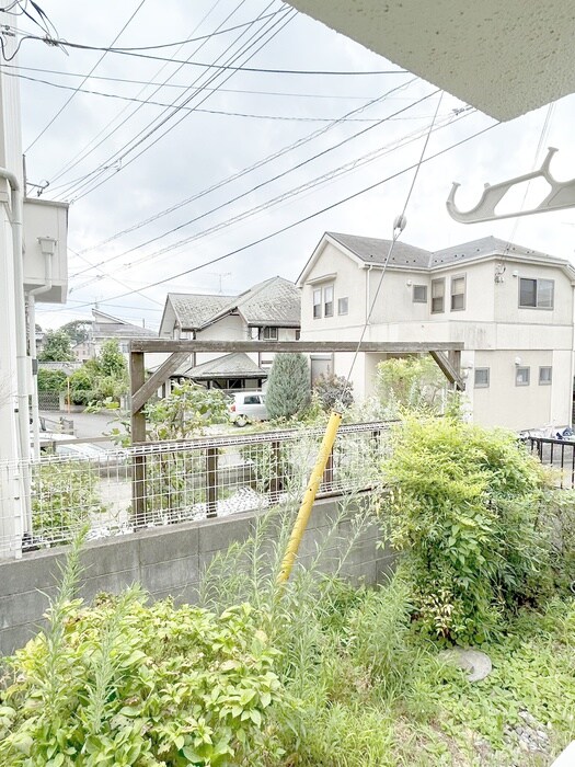 物件内観写真16　(室内からの展望)