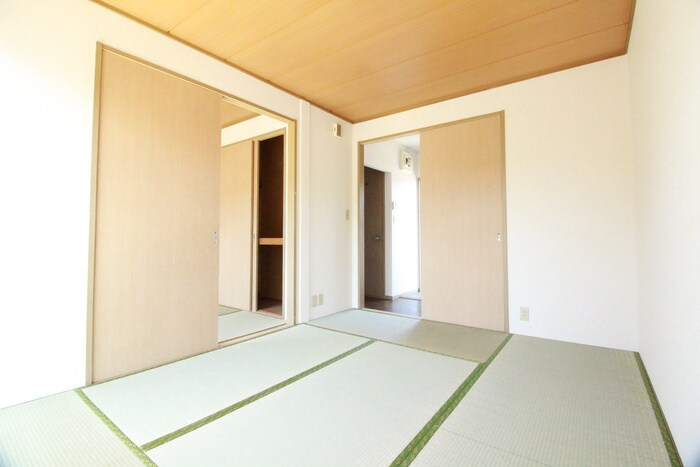 物件内観写真5　(居室)