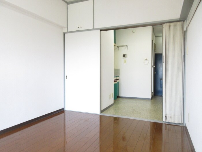 物件内観写真10　(居室)