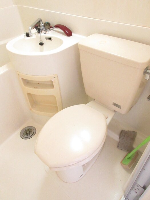 物件内観写真14　(トイレ)