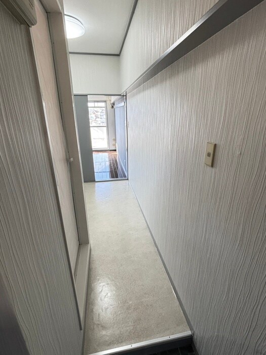 物件内観写真19　(玄関)