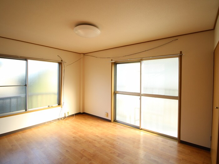 物件内観写真11　(居室)