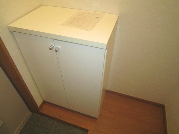 物件内観写真15　(靴箱)