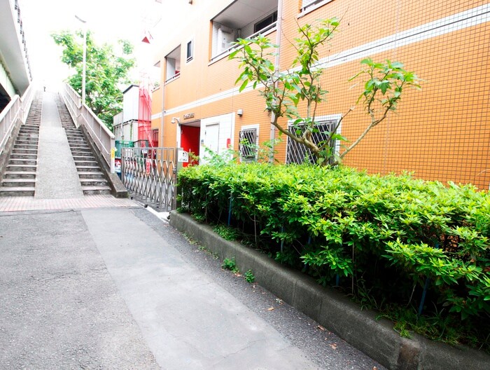 物件外観写真5　(周辺環境)