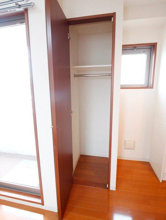 物件内観写真13　(収納)