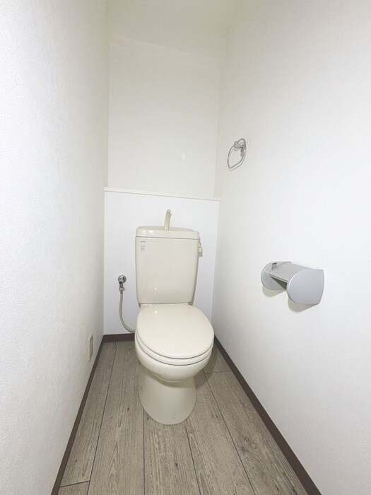 物件内観写真14　(トイレ)