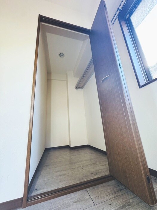 物件内観写真15　(収納)