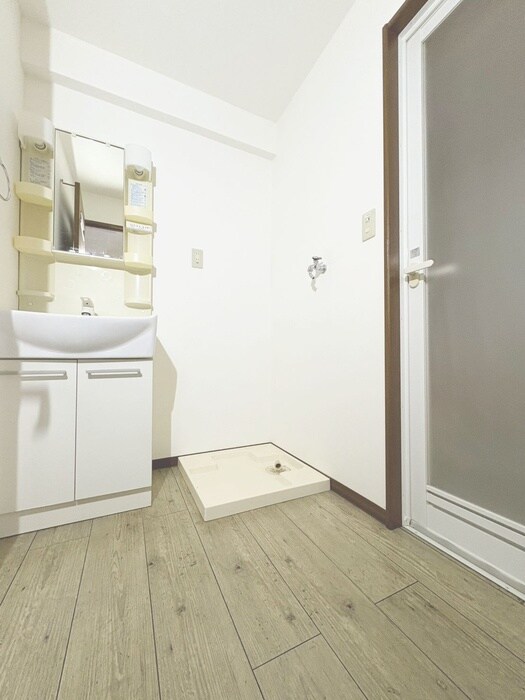 物件内観写真20　(洗濯機置場)