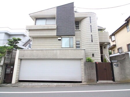 下馬6丁目戸建外観写真
