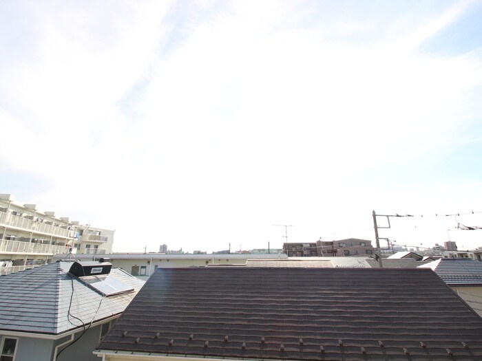 物件内観写真16　(室内からの展望)