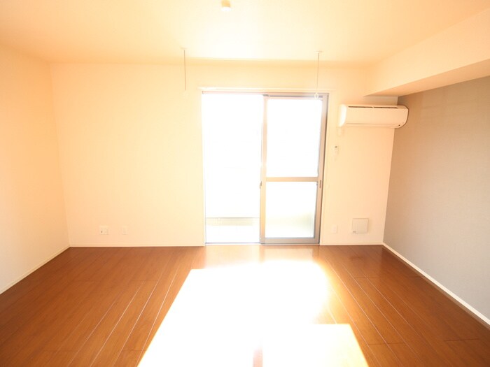 物件内観写真21　(居室)