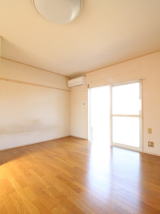 物件内観写真5　(居室)