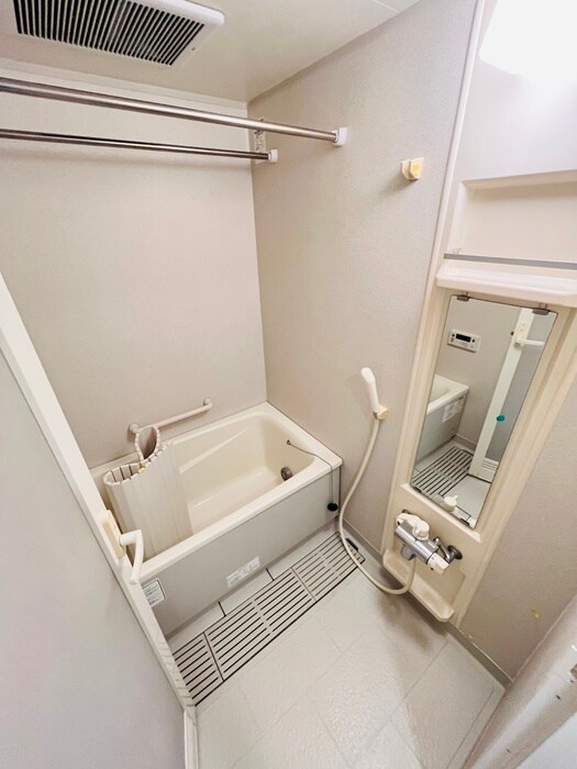 物件内観写真12　(バス／シャワールーム等)