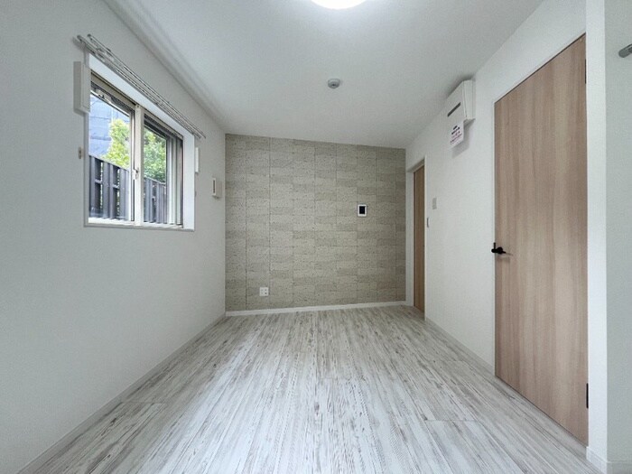 物件内観写真5　(居室)