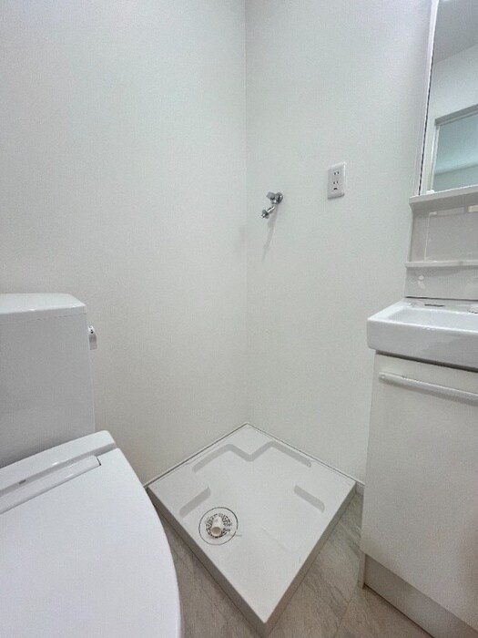 物件内観写真13　(洗濯機置場)