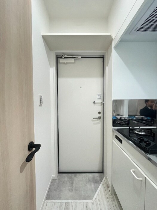 物件内観写真14　(玄関)