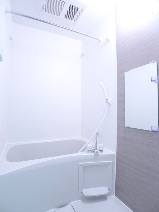 物件内観写真12　(バス／シャワールーム等)