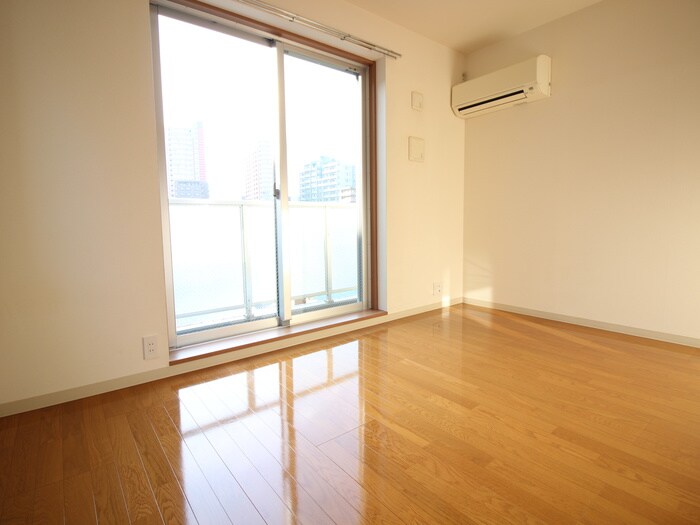 物件内観写真6　(居室)