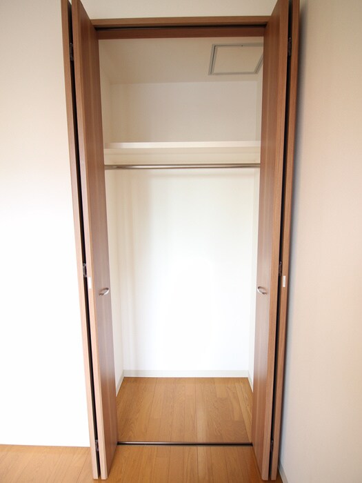物件内観写真10　(収納)