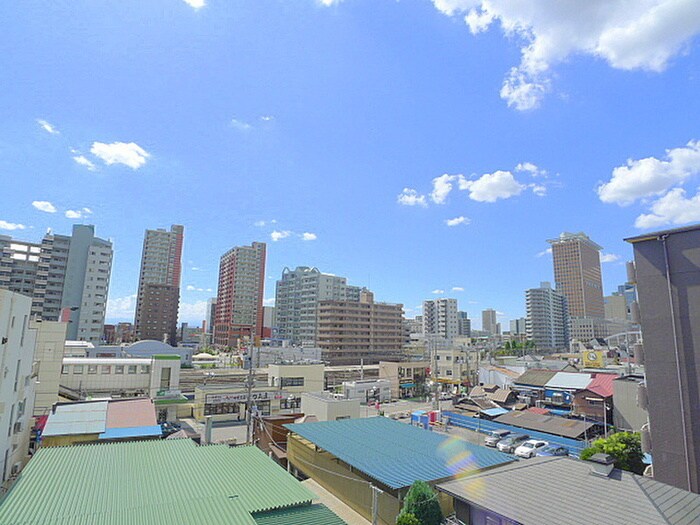 物件内観写真20　(室内からの展望)