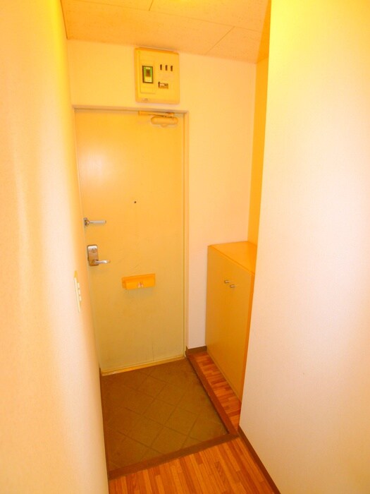 物件内観写真14　(玄関)