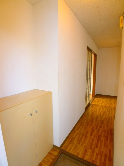 物件内観写真15　(靴箱)