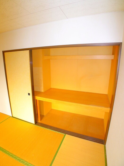 物件内観写真18　(収納)