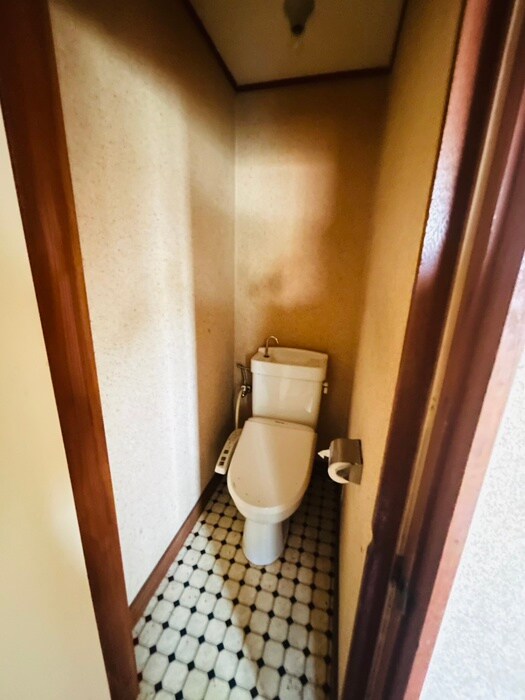 物件内観写真14　(トイレ)