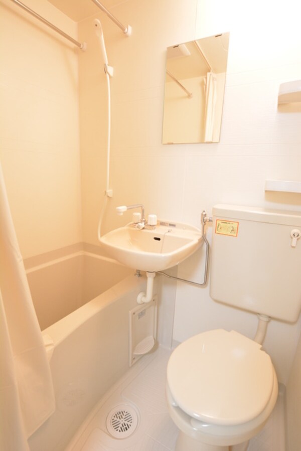 バス／シャワールーム等