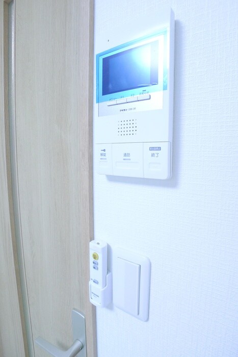 物件内観写真14　(廊下)