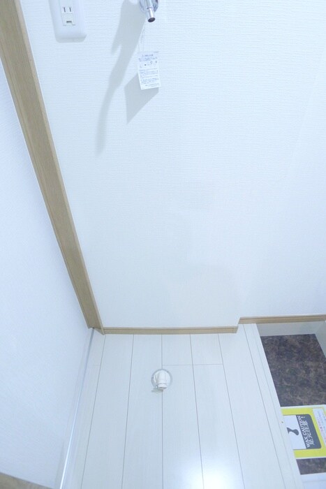 物件内観写真17　(洗濯機置場)