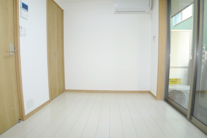 物件内観写真22　(居室)