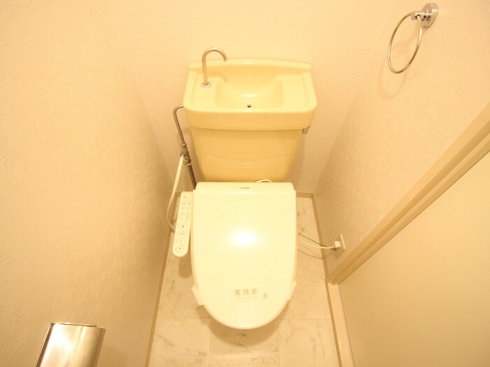 物件内観写真15　(トイレ)