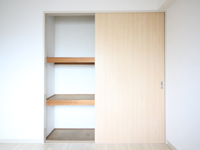 物件内観写真21　(収納)