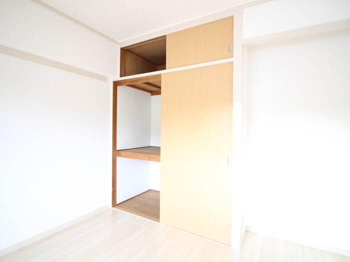 物件内観写真22　(収納)