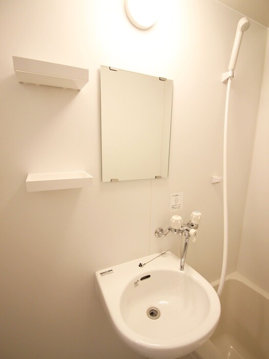 物件内観写真11　(洗面)