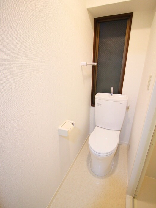 物件内観写真12　(トイレ)