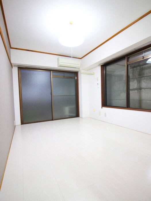 物件内観写真16　(居室)