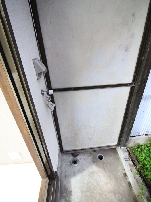 物件内観写真20　(洗濯機置場)