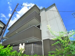 ブルーバード外観写真