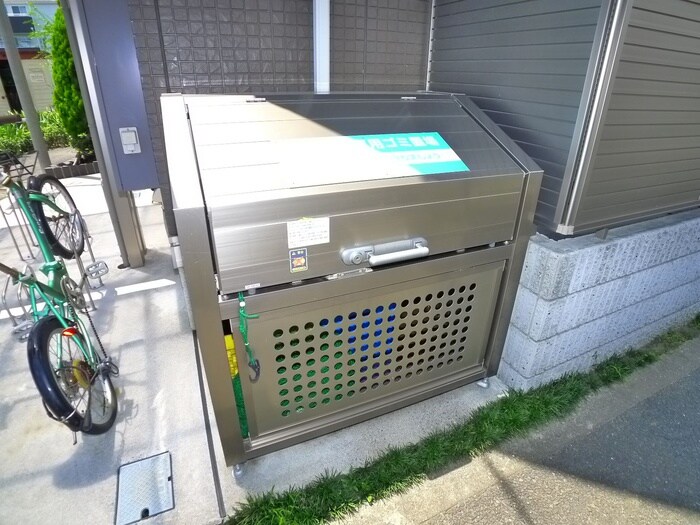 物件外観写真6　(建物設備)