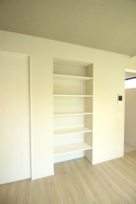 物件内観写真16　(収納)