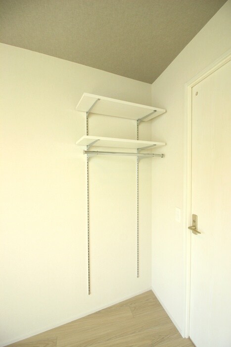 物件内観写真16　(収納)