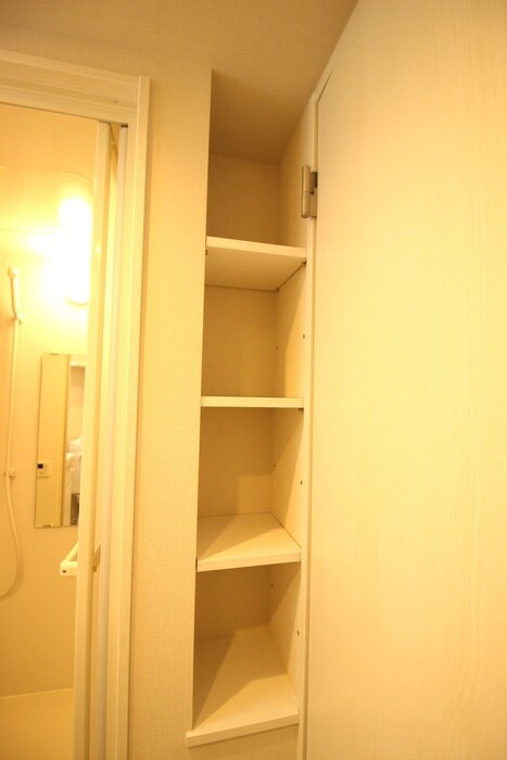物件内観写真17　(収納)