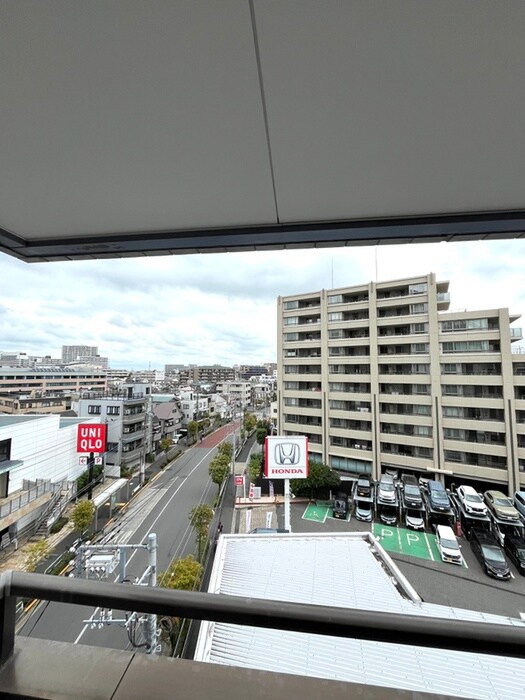 物件内観写真15　(室内からの展望)