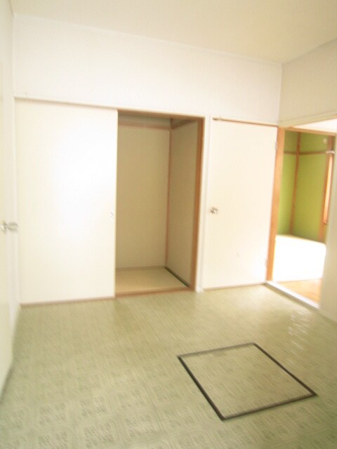 物件内観写真13　(居室)