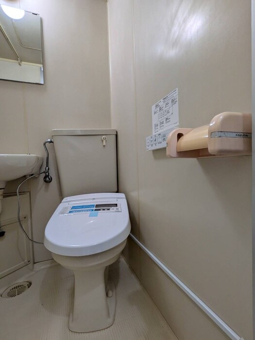 物件内観写真12　(トイレ)